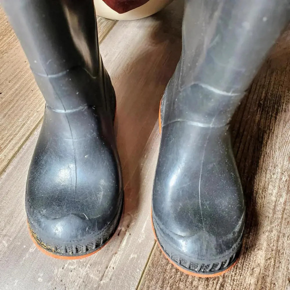 Kids Galoshes Rubber Waterproof Rain Chore Boots Size 6 Little Kid EUC - Picture 6 of 16